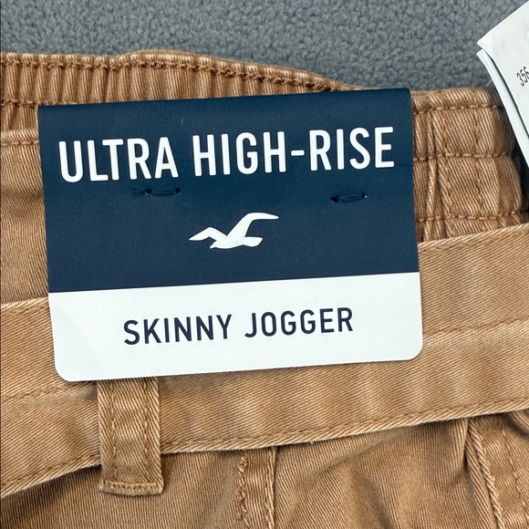 NWT Hollister Ultra High Rise Skinny Jogger Classic Stretch Tan Sz Small - Picture 3 of 11